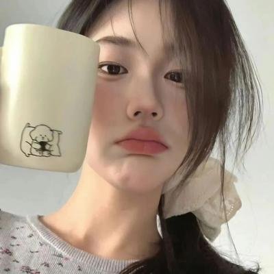 聪明的金发美女